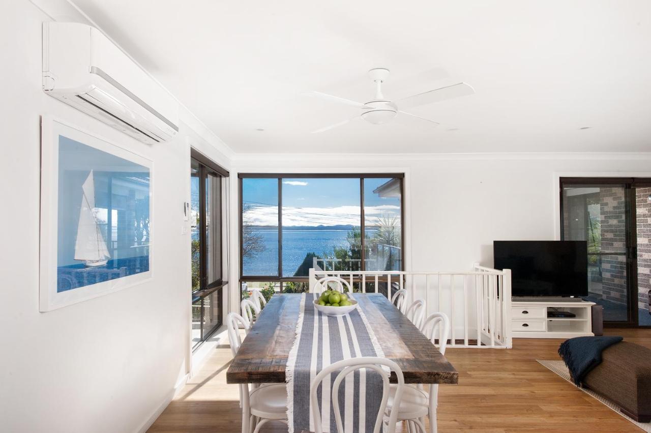 Dutchie'S Dream - Glorious Views And Opposite Dutchies Beach Nelson Bay Eksteriør billede