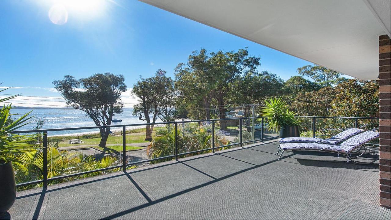 Dutchie'S Dream - Glorious Views And Opposite Dutchies Beach Nelson Bay Eksteriør billede