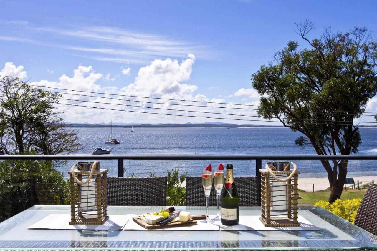 Dutchie'S Dream - Glorious Views And Opposite Dutchies Beach Nelson Bay Eksteriør billede